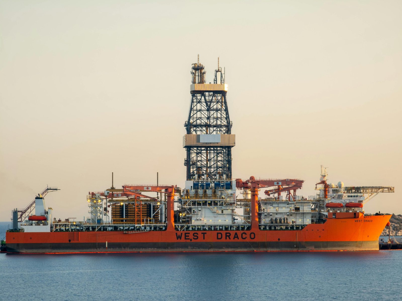 View of the West Draco oil rig at sunrise in Taşucu port, Türkiye.